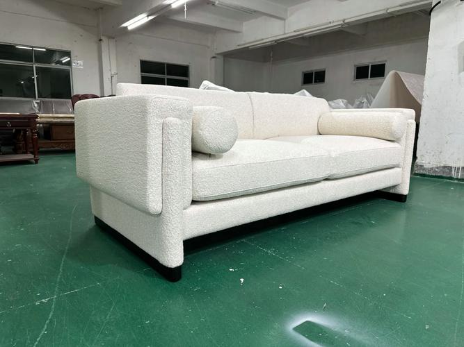 灯火通明的夜 随手拍下深圳家具工厂加班的瞬间